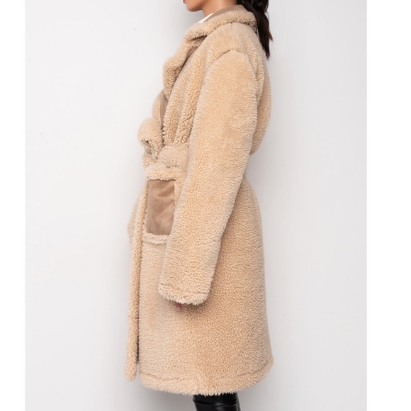 AKIRA REVE BORG TRENCH COAT - Picture 4 of 16